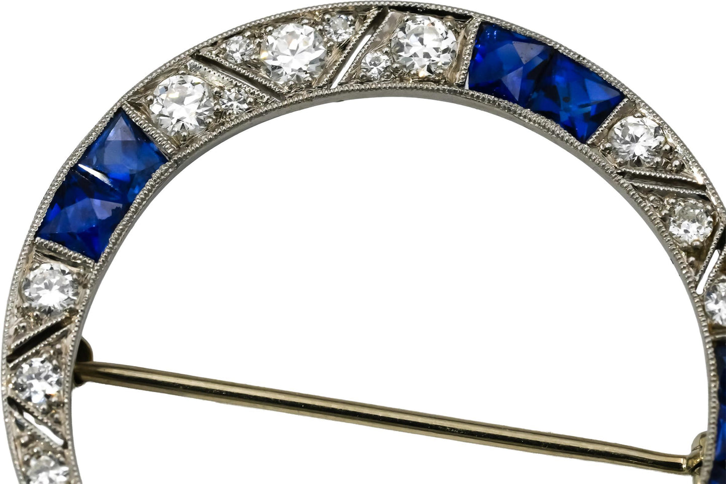 Art Deco Platinum VS Diamond and Synthetic Sapphire Wreath Ribbon Brooch 1.85CT