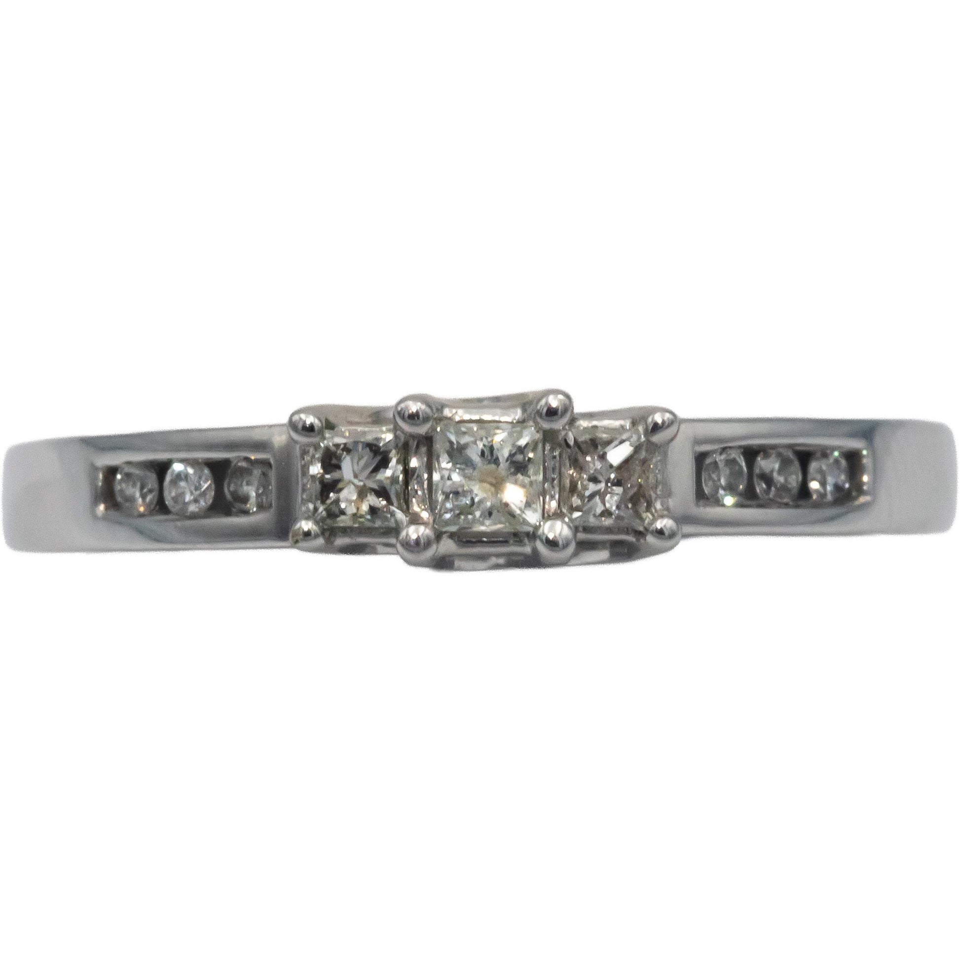 14k White Gold 0.25CT Princess and Round Cut Diamond Engagement Ring Size 7