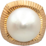 Vintage 18k Yellow Gold 8.2mm Diameter Pearl Stud Earrings