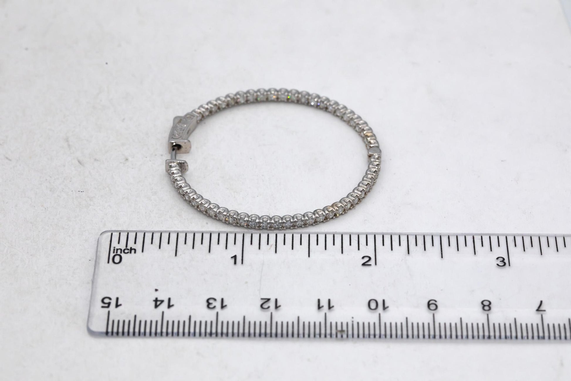 14k White Gold VS Round Diamond Inside Out Hoop Earrings 2.90CT