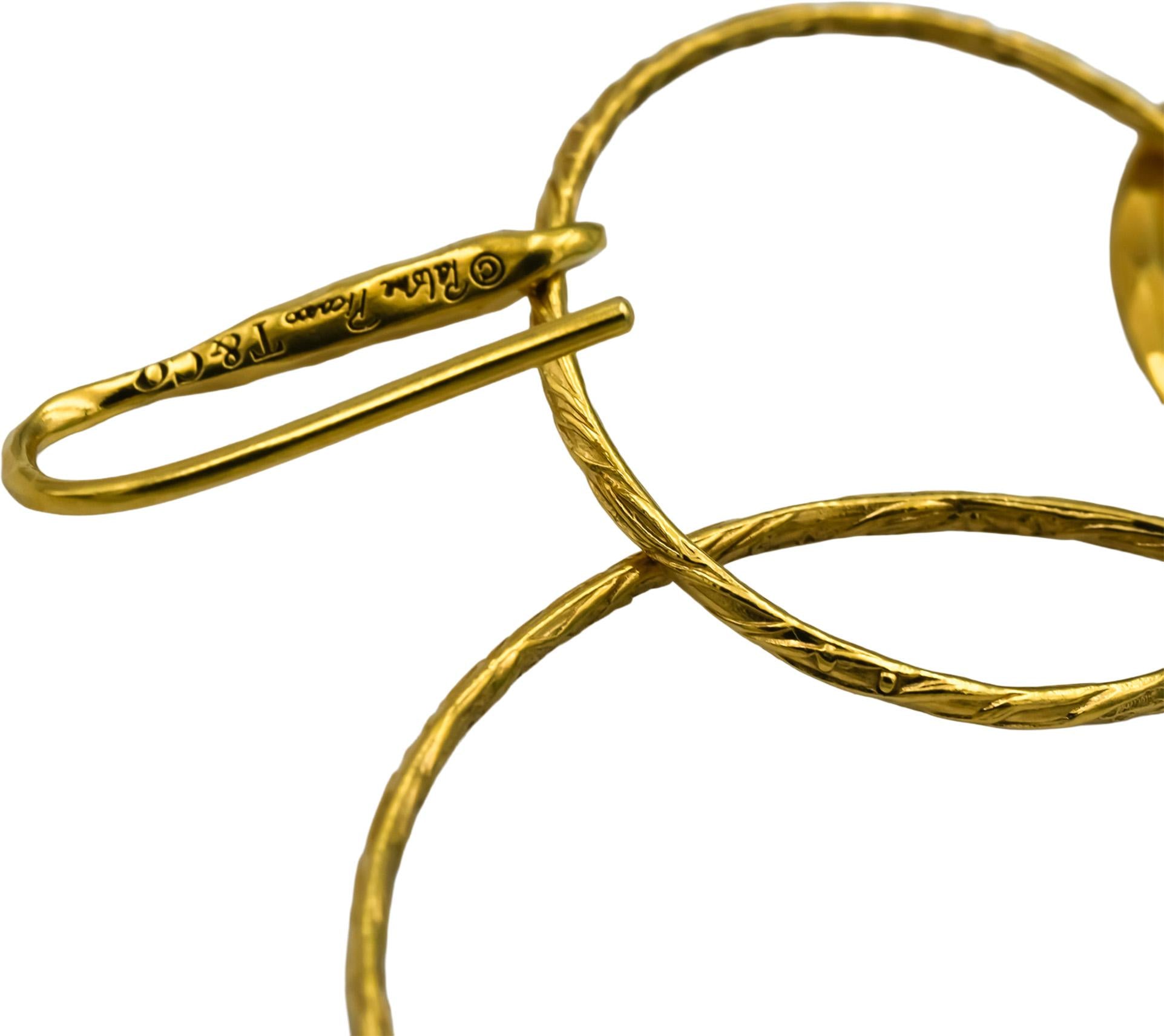 TIFFANY & CO 18k Yellow Gold Paloma Picasso Hammered Linked Circle Hoop Earrings