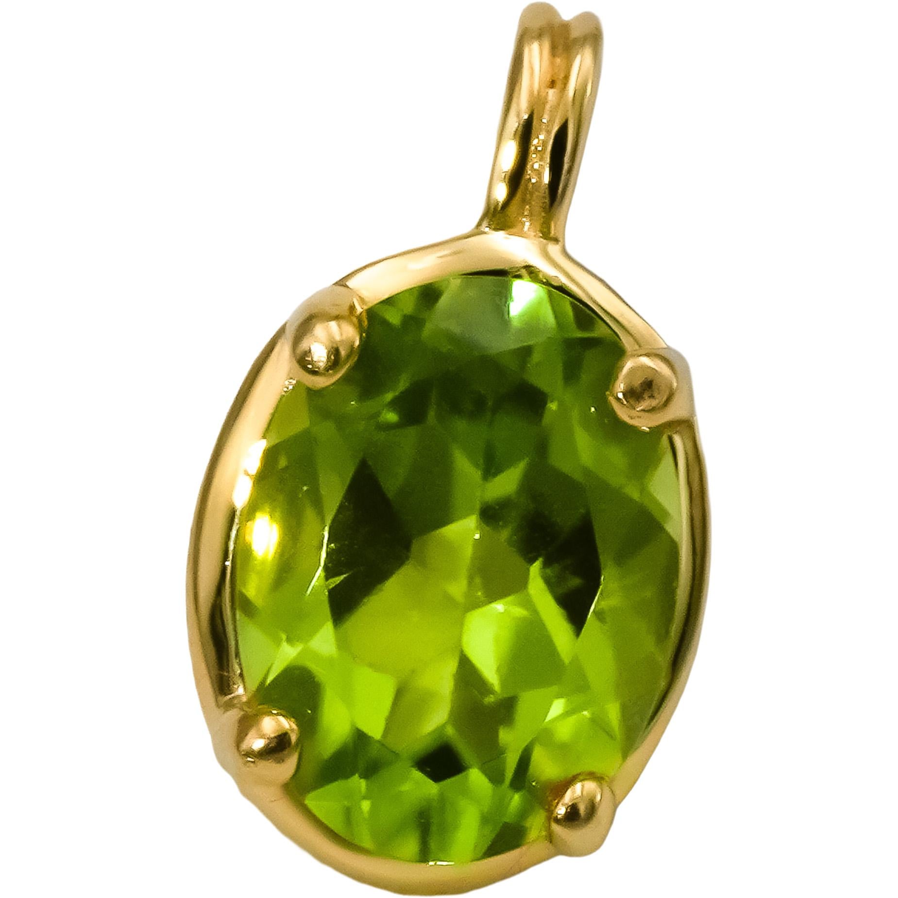 14k Yellow Gold Oval Cut Peridot Solitaire Pendant 0.54CT