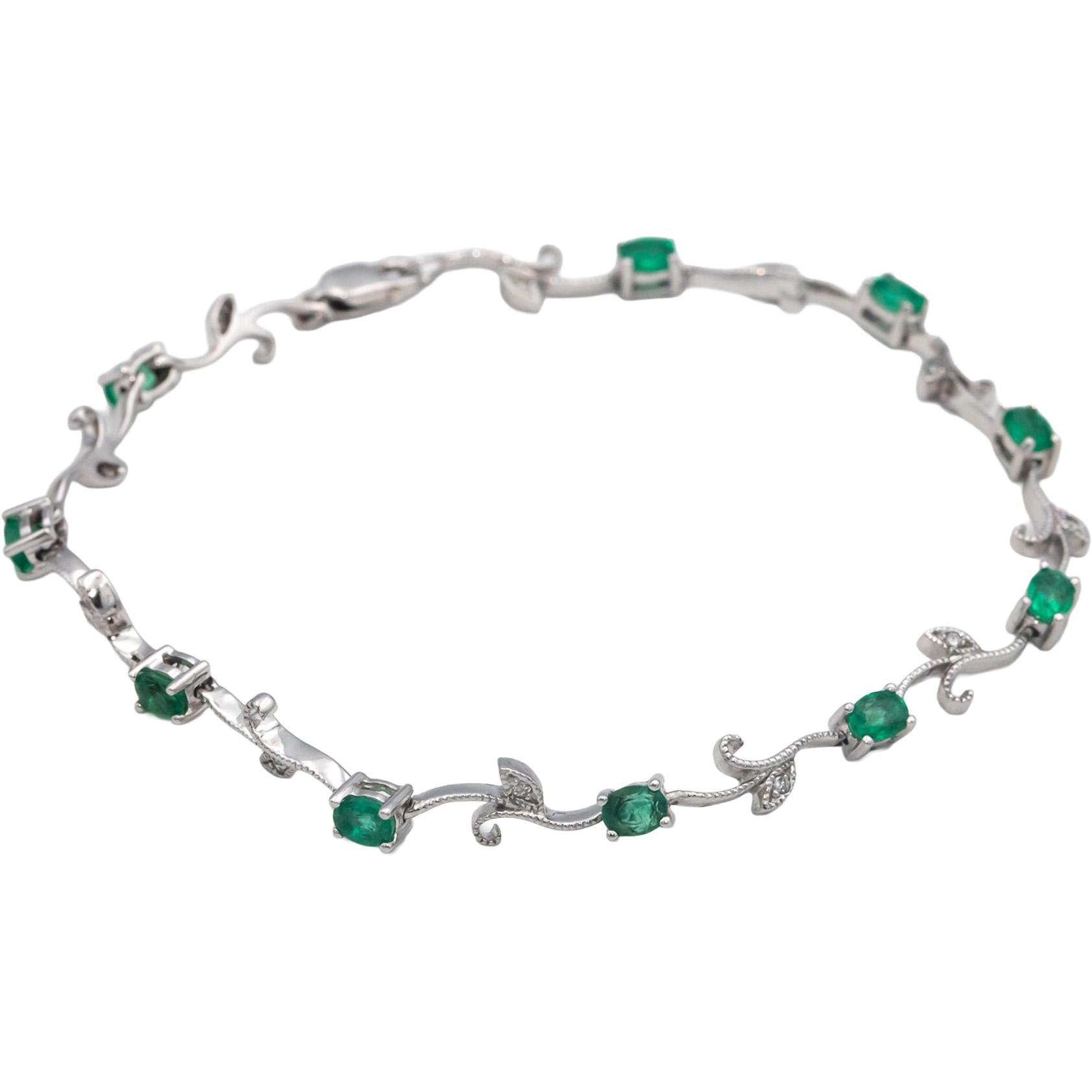 14k White Gold Diamond and Emerald Fancy Floral Link Bracelet 1.56CT