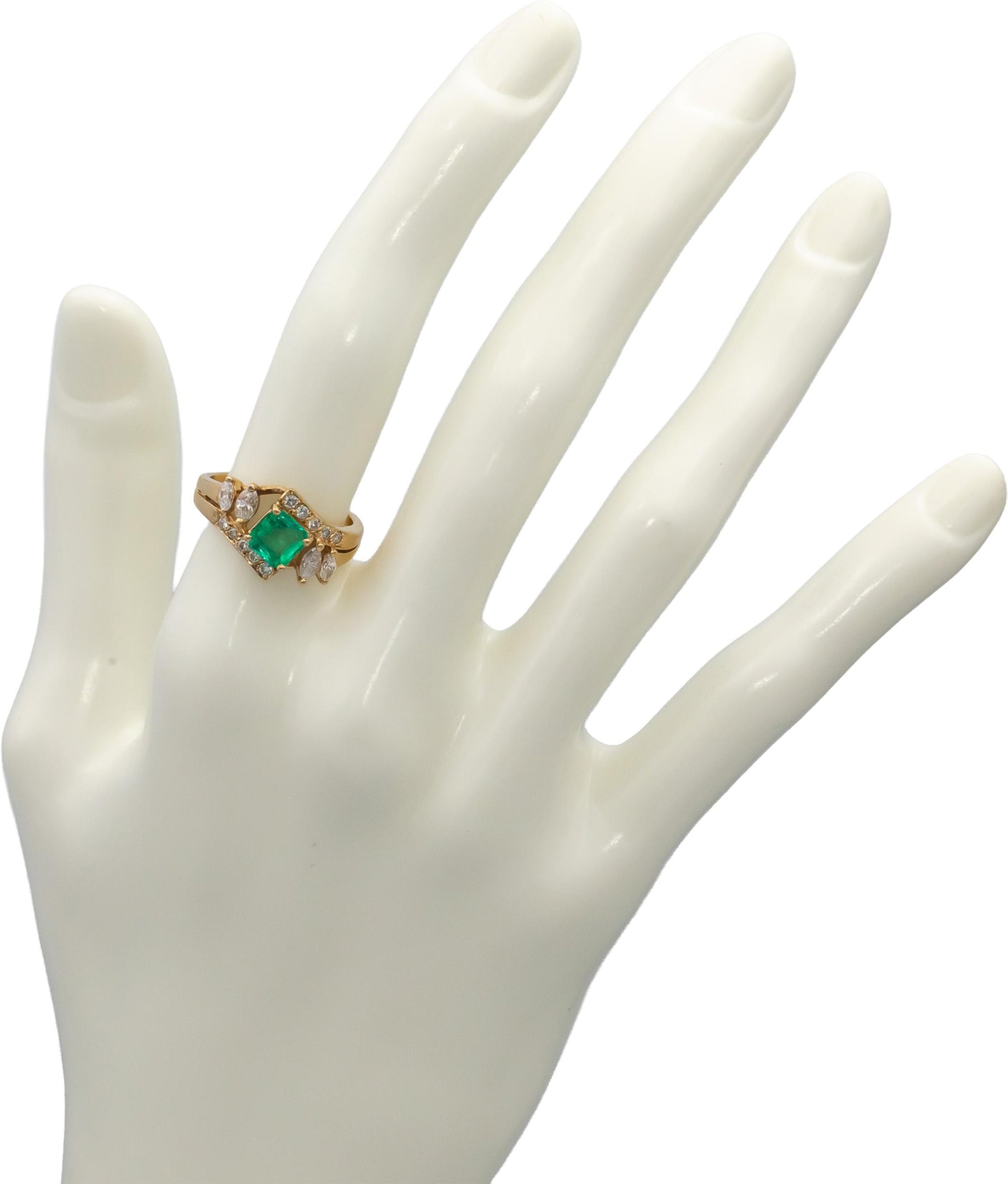 14k Yellow Gold Emerald and Diamond Cocktail Ring 1.35CT Size 6