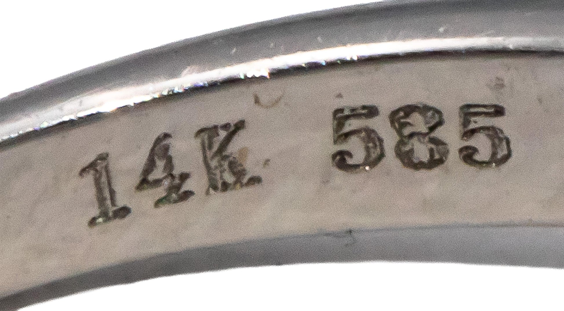 14k White Gold Round & Baguette Diamond Cocktail Ring 0.35CT Size 7.5