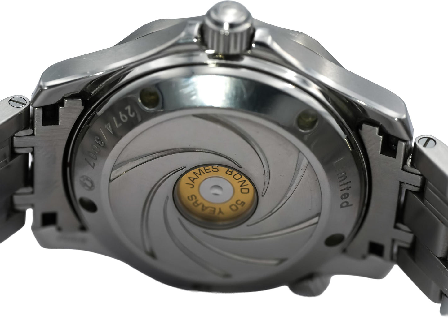 OMEGA Stainless Steel Seamaster Diver 300M James Bond 007 Watch w/ Box 36.25mm