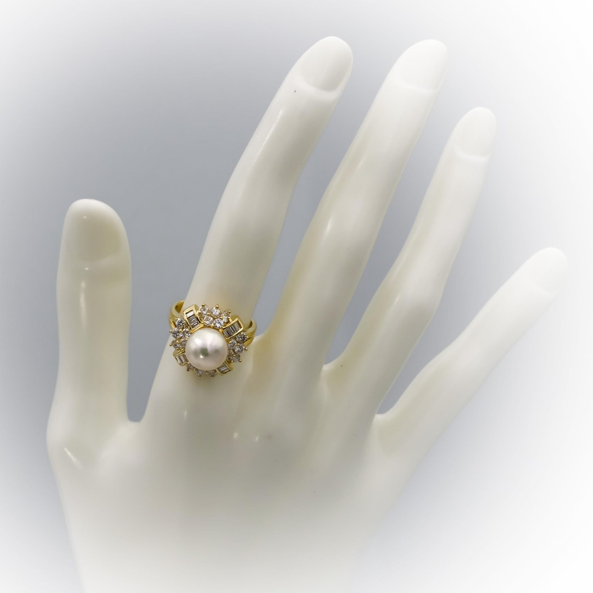 14k Yellow Gold Diamond and 9mm Pearl Cocktail Ring 1.50CT Size 6.75