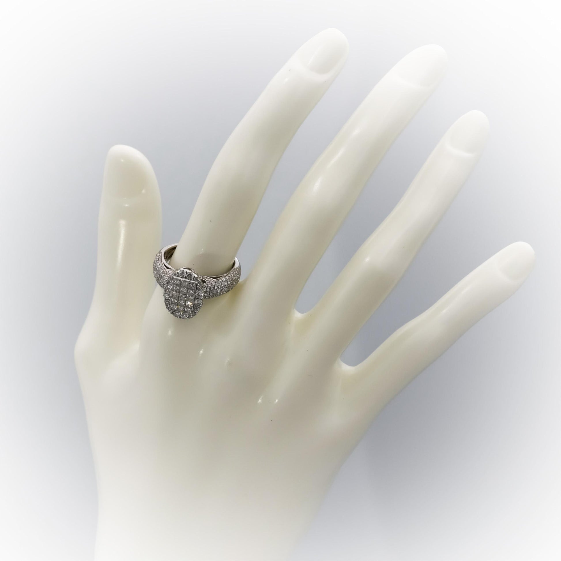 14k White Gold VS Princess and Round Diamond Cluster Ring 1.78CT Size 7