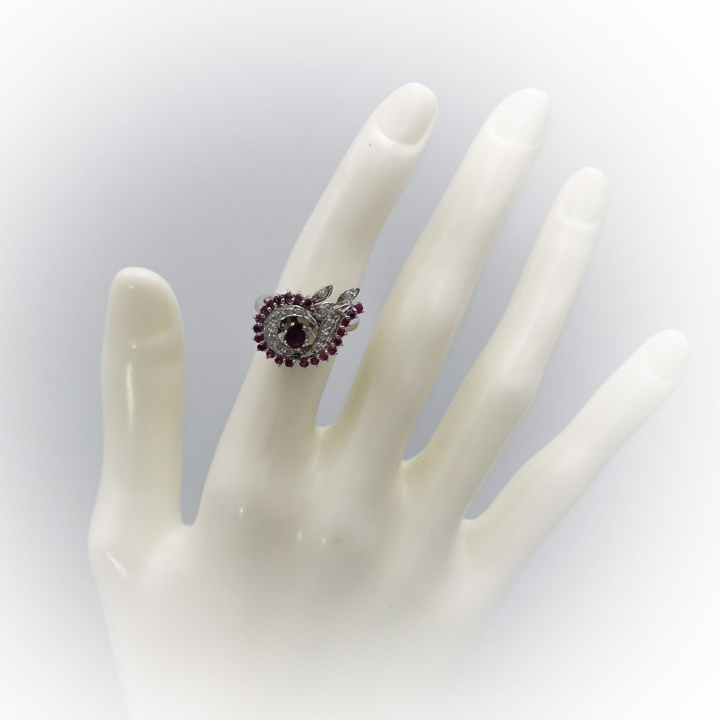 14k White Gold Diamond and Ruby Cocktail Ring 0.90CT Size 5.75