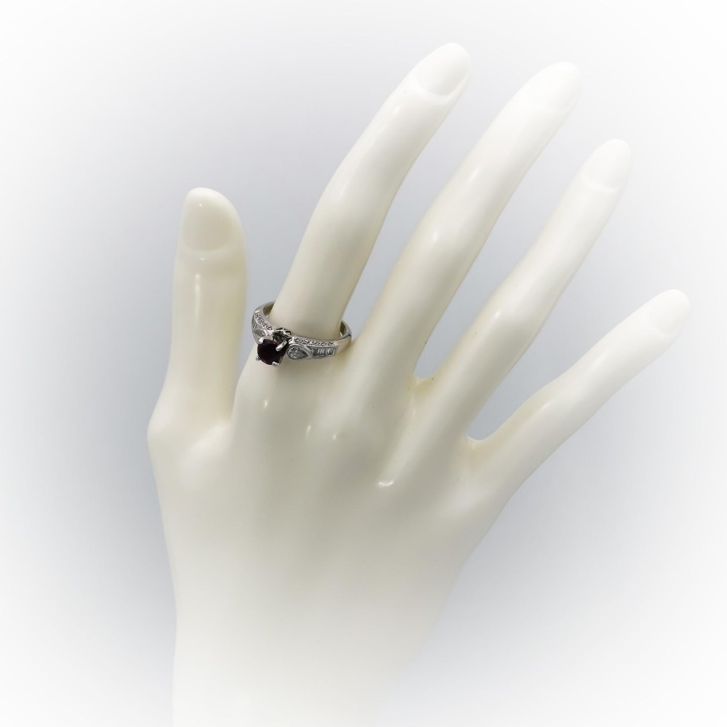 18k White Gold VS Diamond and Ruby Cocktail Ring 1.57CT Size 7.75