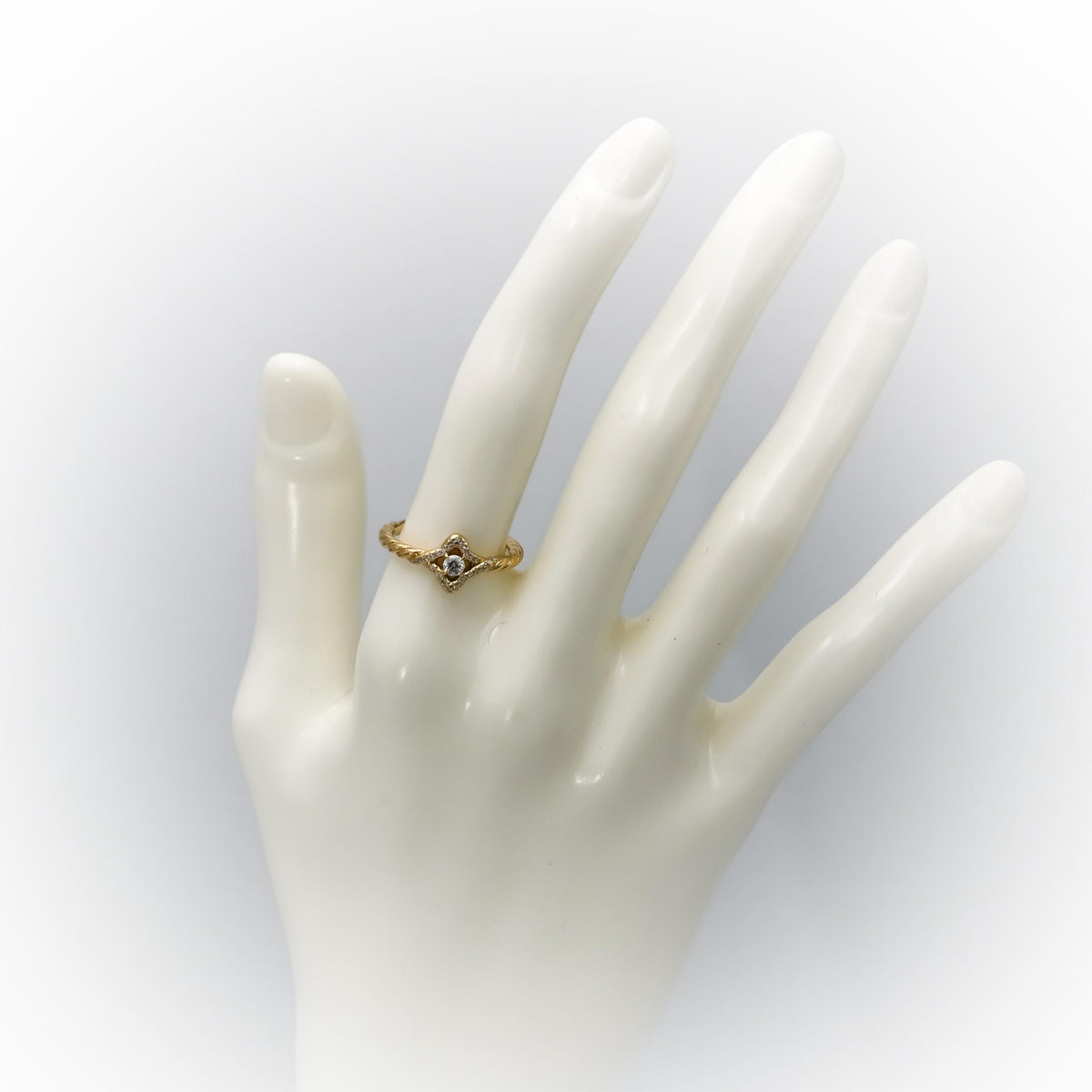 DAVID YURMAN 18k Yellow Gold Diamond Venetian Quatrefoil Ring 0.18CT Size 6