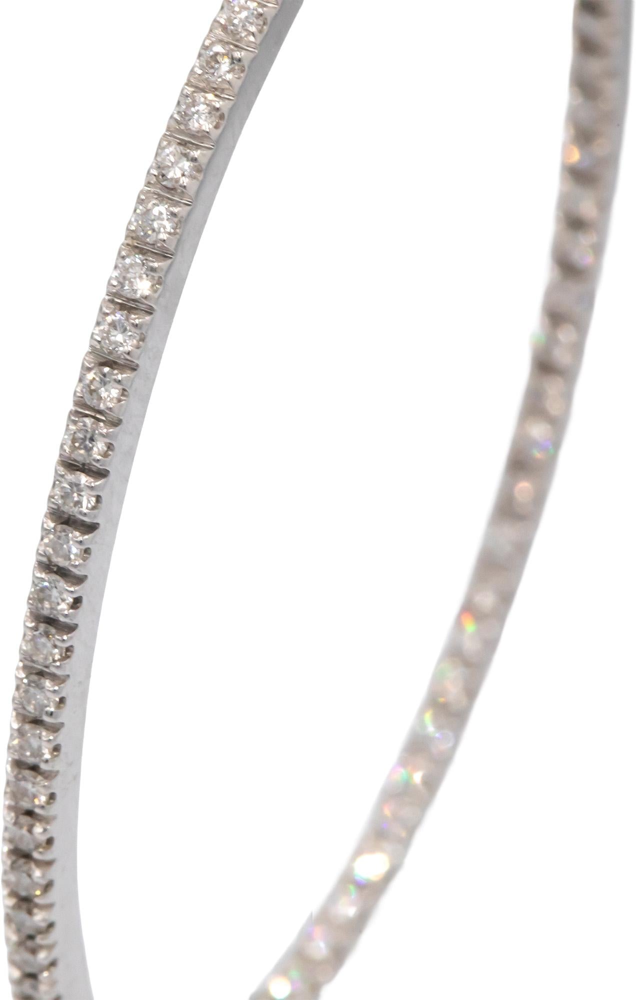 18k White Gold VS Round Diamond Large Oval Hoop Earrings 2.0CT
