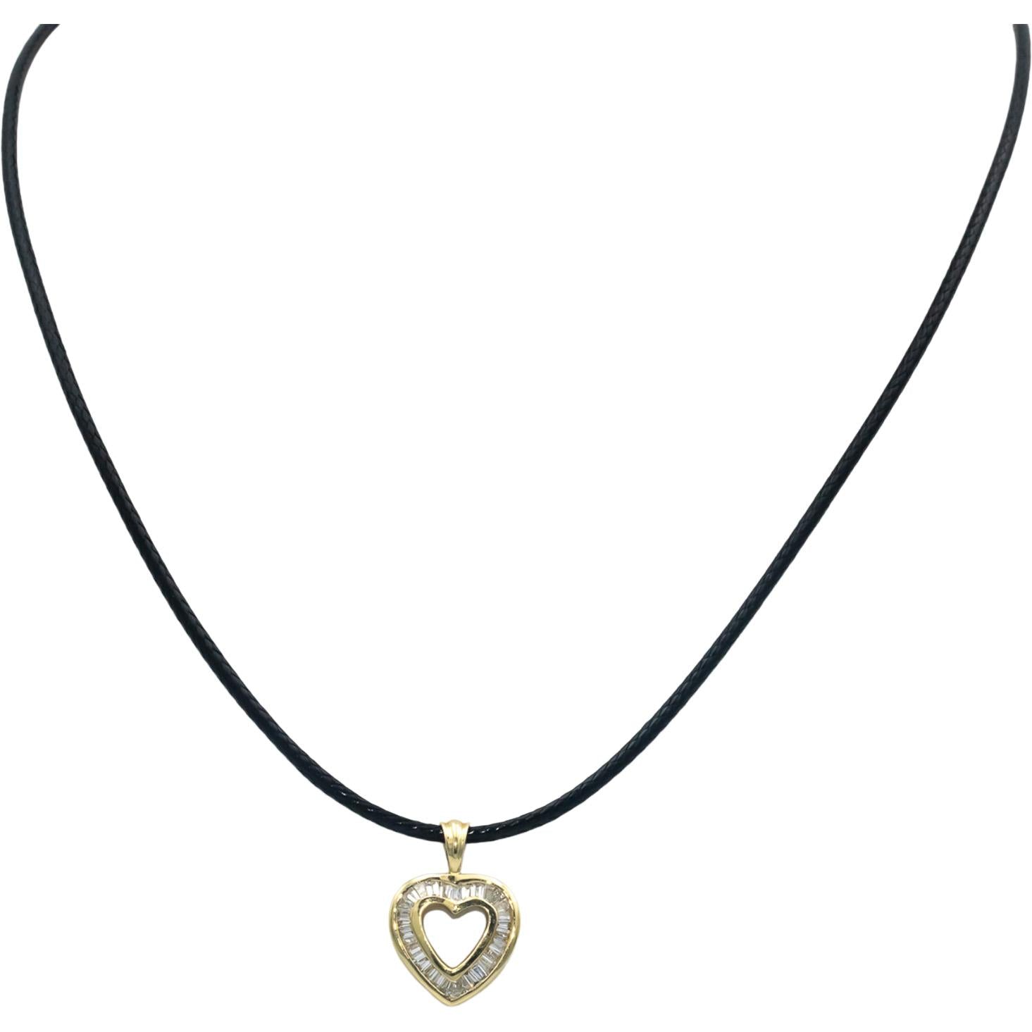 14k Yellow Gold 0.50CT VS Diamond Heart Pendant Necklace