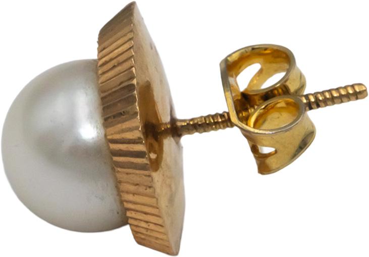 Vintage 18k Yellow Gold 8.2mm Diameter Pearl Stud Earrings