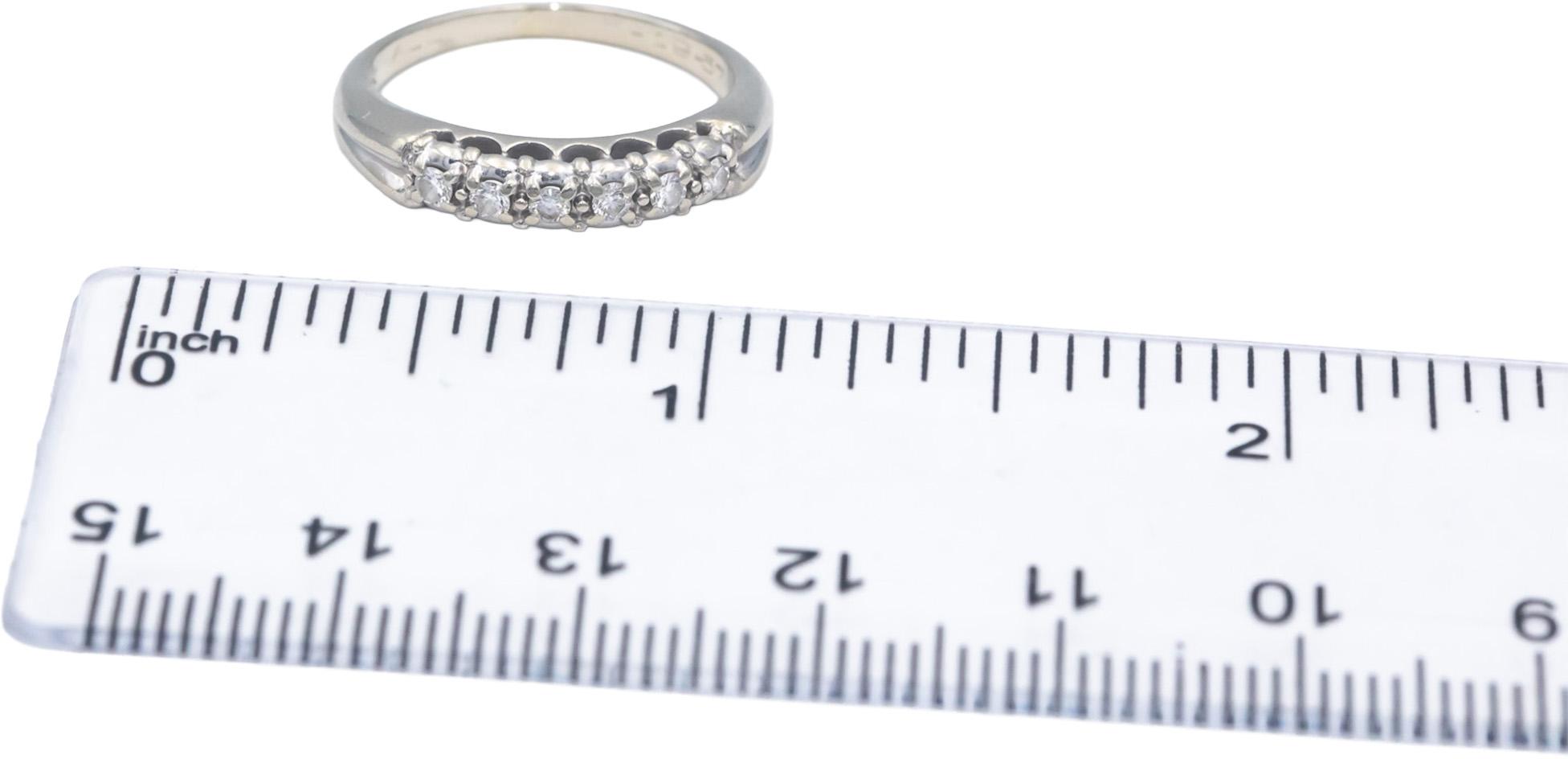Vintage 1950s 14k White Gold Round Diamond Band Ring 0.15CT Size 6