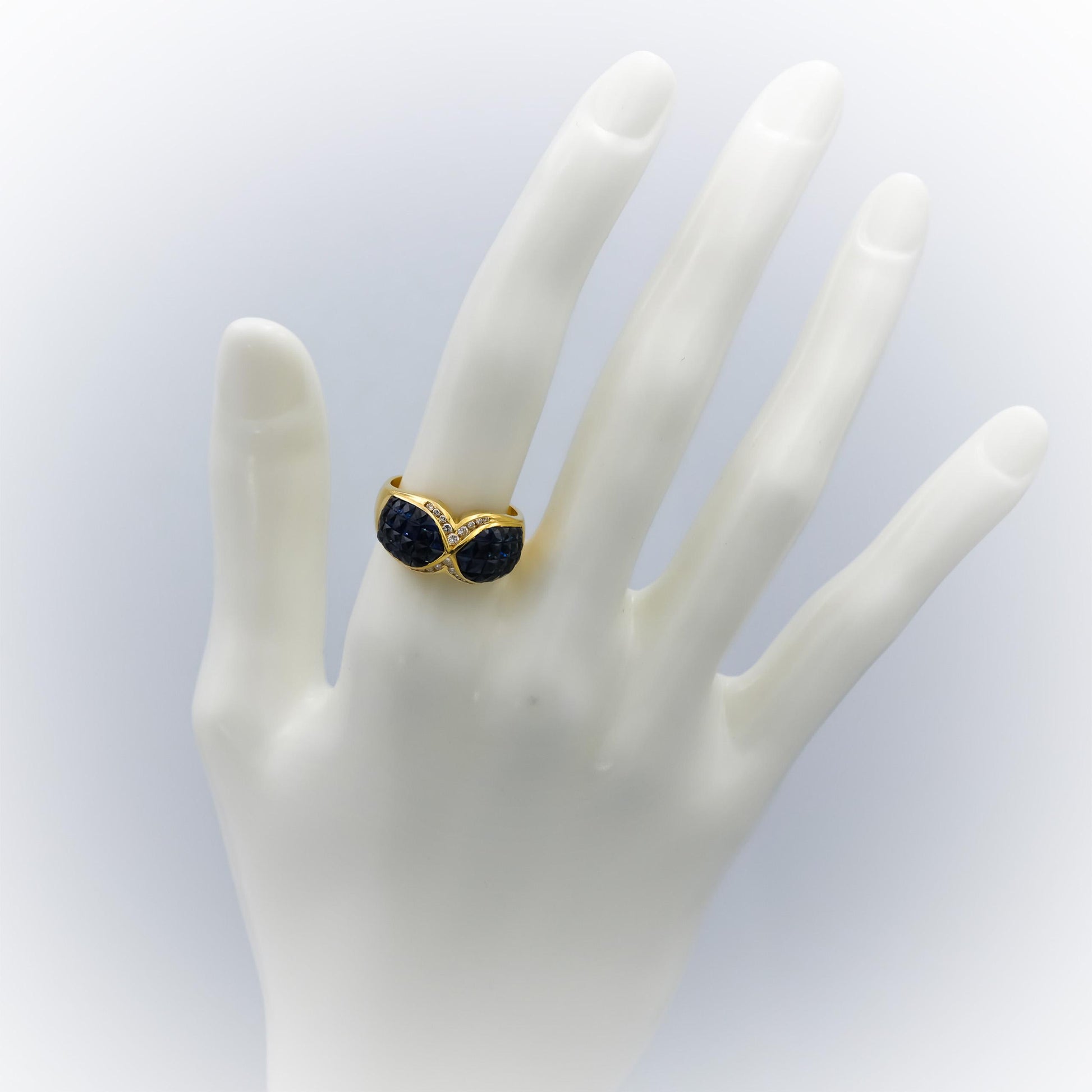 18k Yellow Gold VS Diamond & Blue Sapphire Cluster Cocktail Ring 4.60CTW Size 7