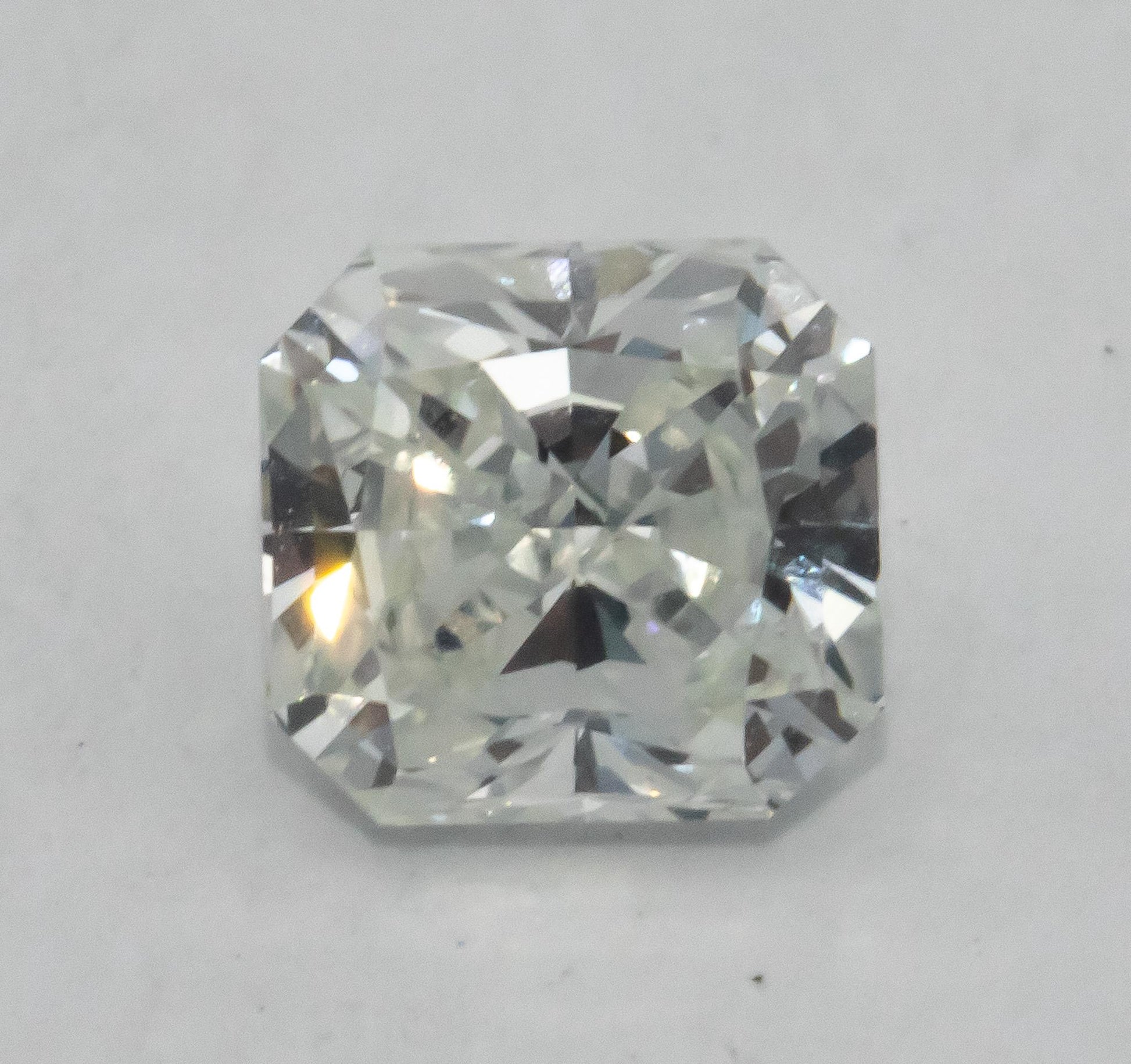 GIA Certified Radiant Cut Diamond VS1/H Rectangular Modified Brilliant 1.21CT