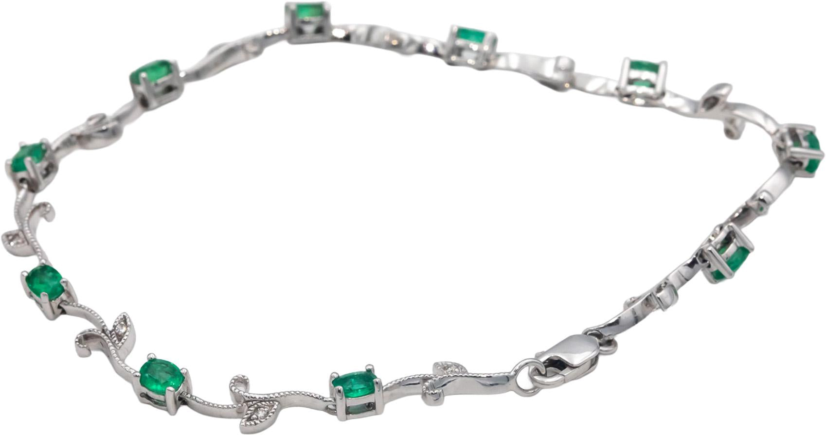 14k White Gold Diamond and Emerald Fancy Floral Link Bracelet 1.56CT