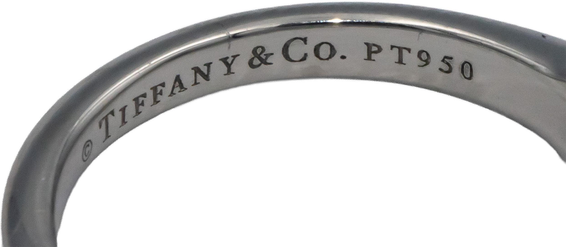 $8800 TIFFANY & CO. Platinum .63CT Round Diamond Engagement Ring w/ Box Papers