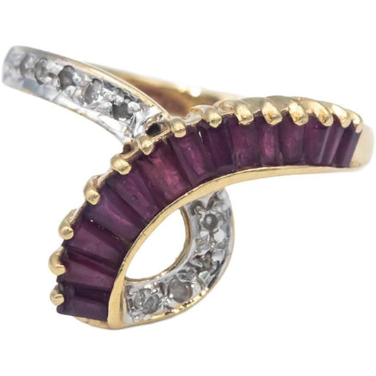 14k Yellow Gold 1.05CT Round Diamond and Baguette Ruby Ring Size 6.25