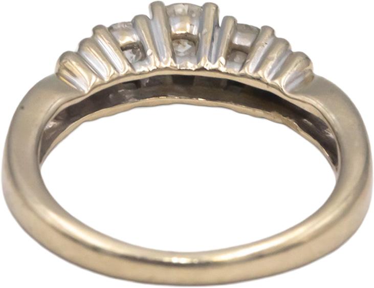 14k White Gold Round Cut Three-Stone Diamond Ring 0.50CT Size 4.5