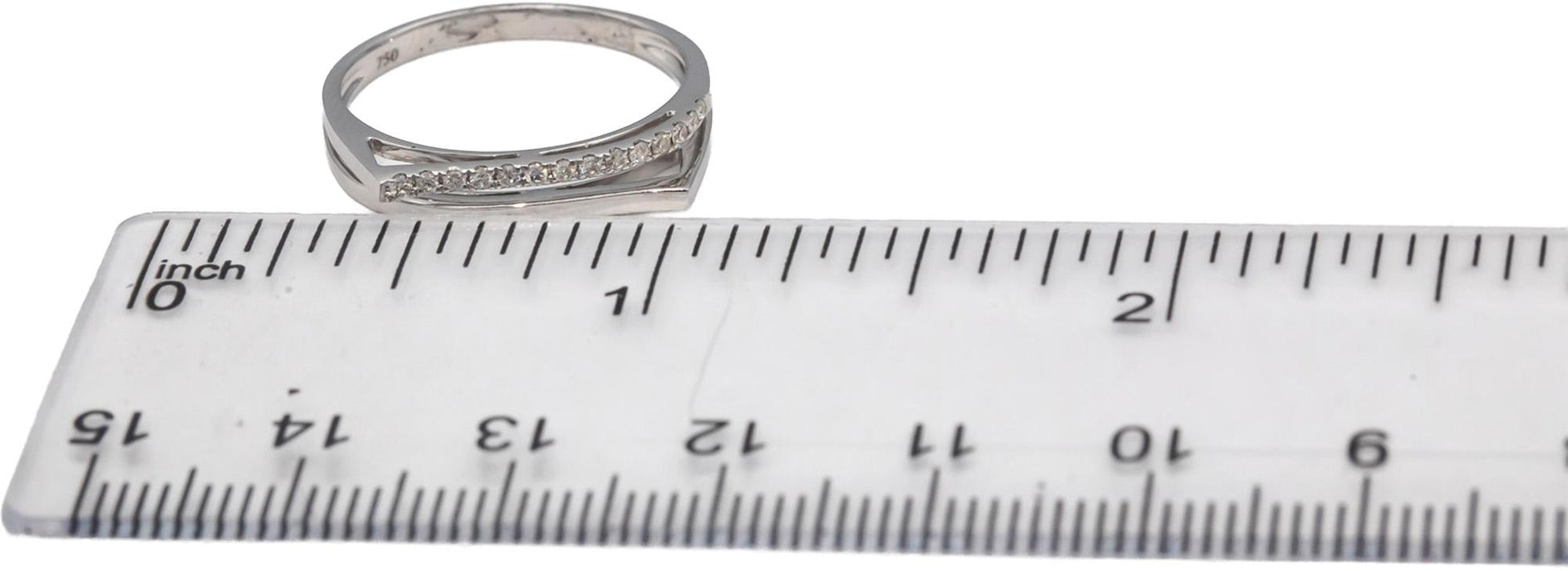 18k White Gold VS Round Diamond Band Ring 0.10CT Size 7