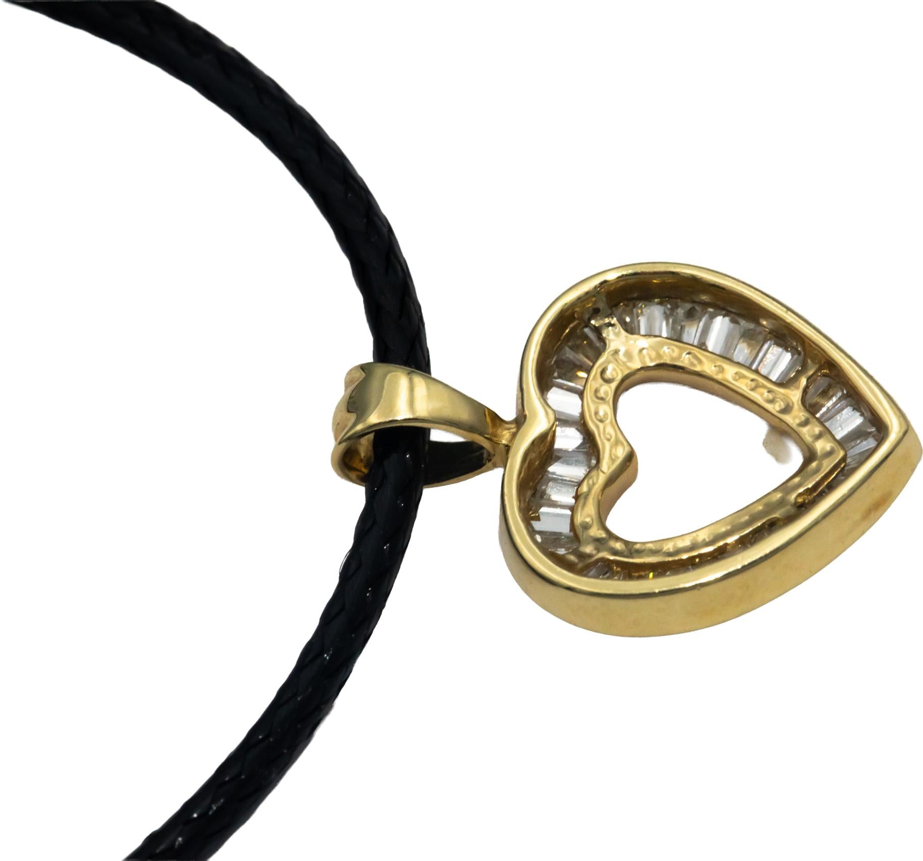 14k Yellow Gold 0.50CT VS Diamond Heart Pendant Necklace