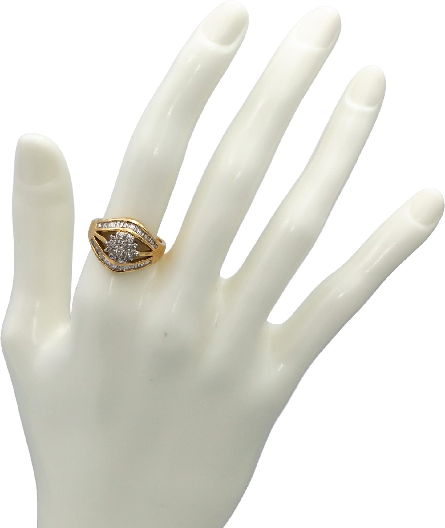14k Yellow White Gold VS Round and Baguette Diamond Cluster Ring 0.50CT Size 7