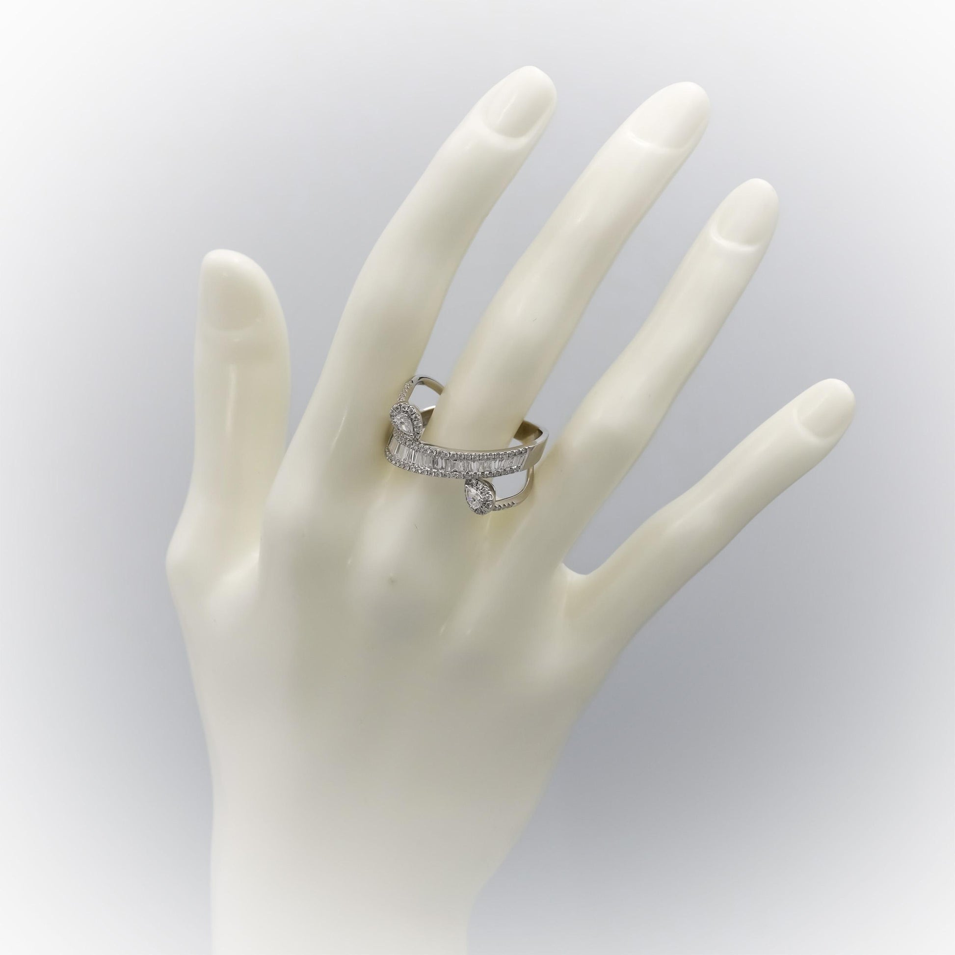 18k White Gold VS Round Pear Baguette Diamond Cocktail Ring 2.0CT Size 12