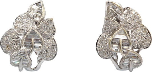 18k White Gold 1.0CT VS Diamond Floral Curved Earrings