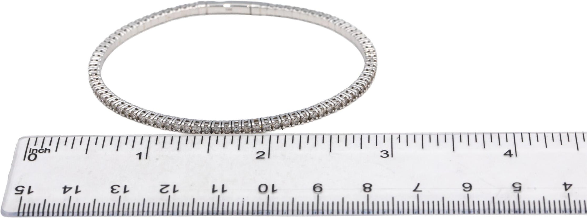 Round Diamond 18k White Gold Semi-Flexible Bangle Bracelet 2.28CT