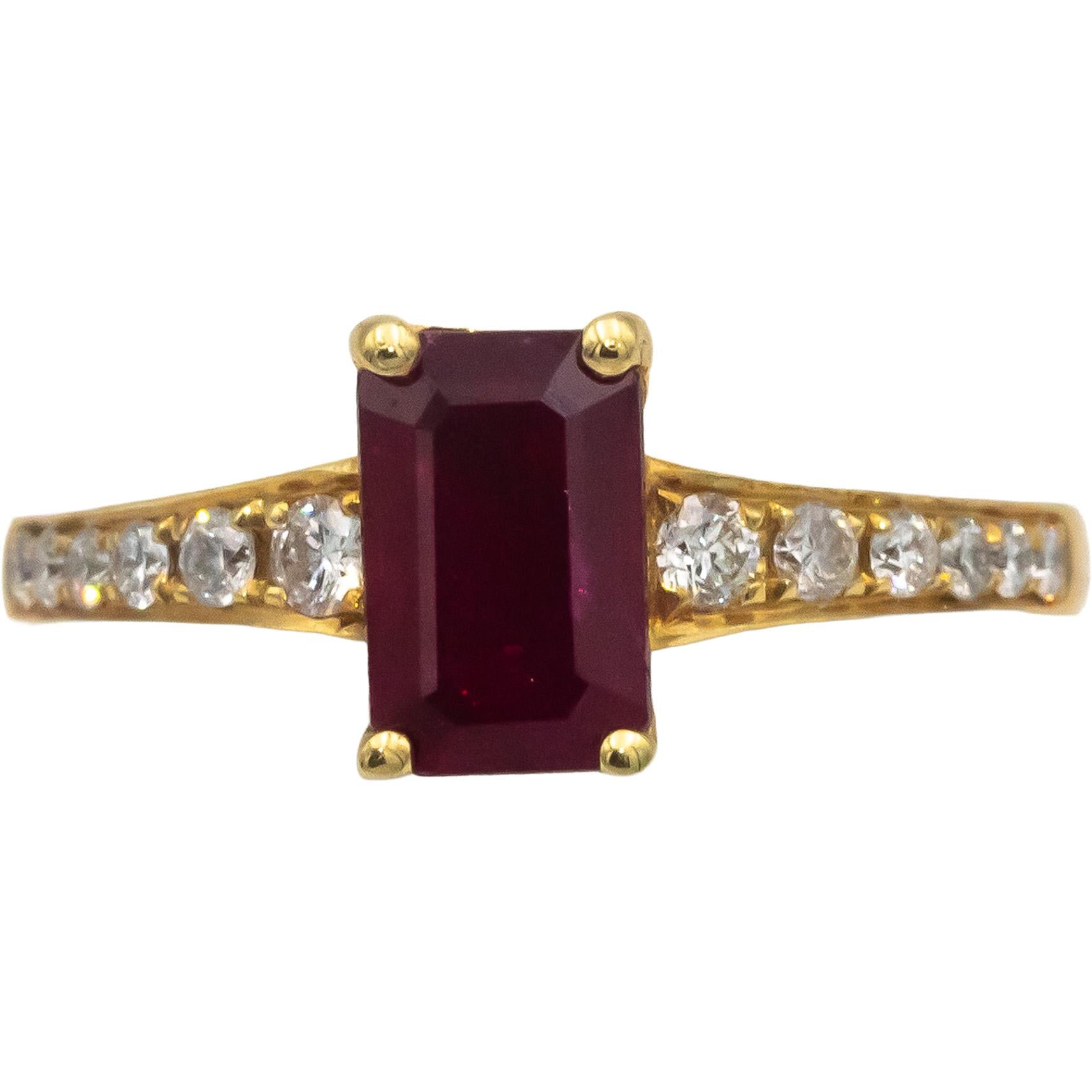 18k Yellow Gold Emerald Cut Ruby & Round Diamond Cocktail Ring 1.47CT Size 7