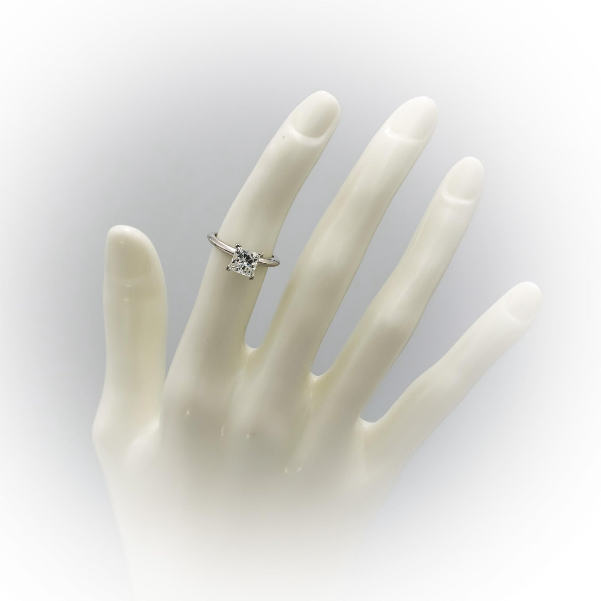 TIFFANY & CO. Platinum VVS2/I Princess Cut Diamond Solitaire Ring 1.47CT Size 5