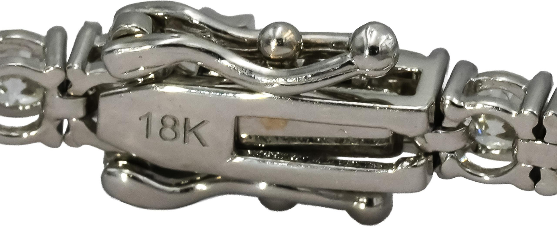 18k White Gold VS Round Diamond Tennis Bracelet 6.10CT