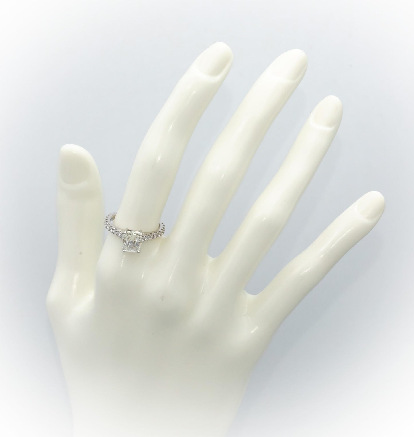 GIA Certified 18k White Gold Diamond Engagement Ring 2.54CT w/ 2.01CT Center