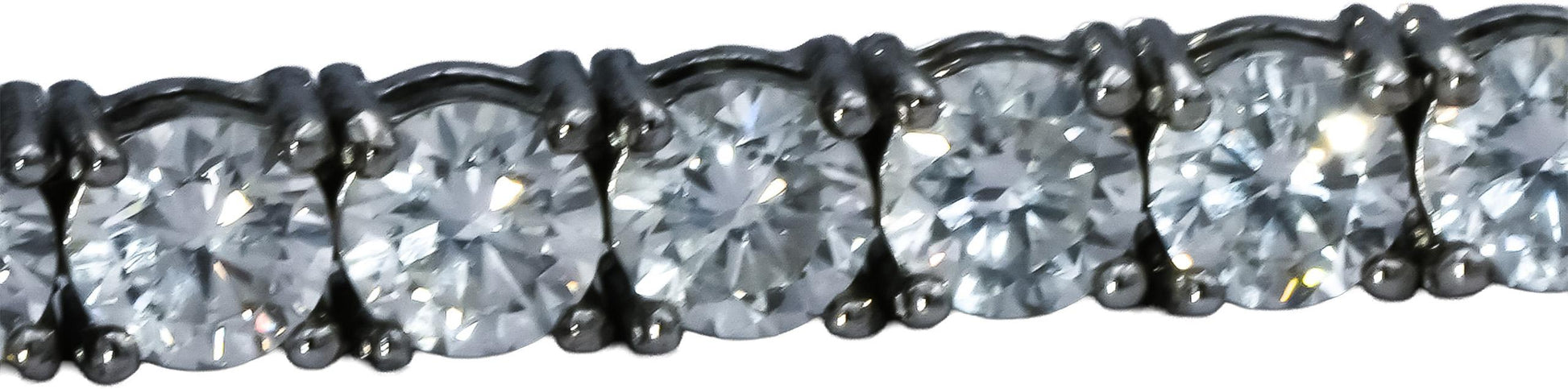 14k White Gold VS Round Lab-Grown Diamond Tennis Bracelet 5.72CT 55 Pieces
