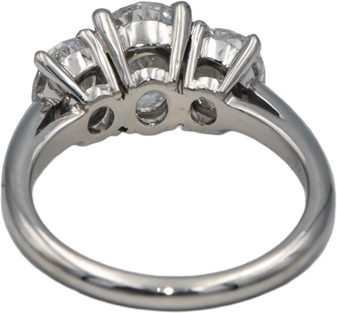 TIFFANY & CO. GIA Certified Platinum Oval Cut Diamond Engagement Ring 2.21CT