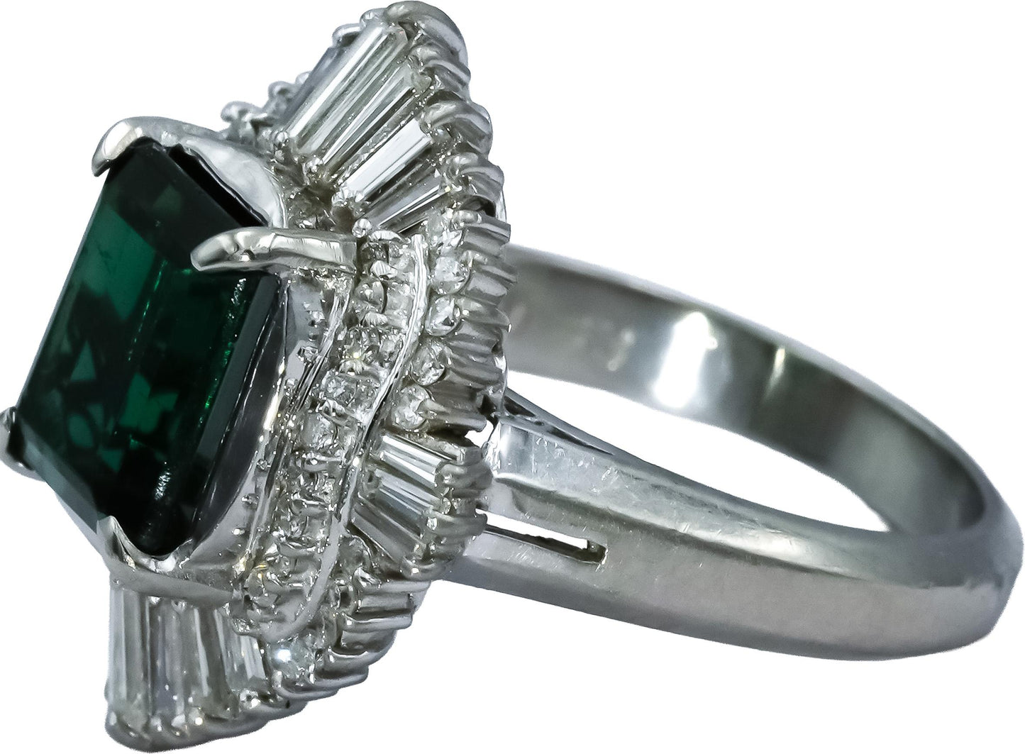 Platinum VS Diamond and Green Tourmaline Cocktail Ring 3.76CT Size 6.25