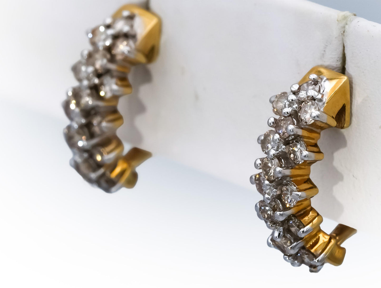 14k Yellow & White Gold Round Diamond Cluster Curved Earrings 1.01CT
