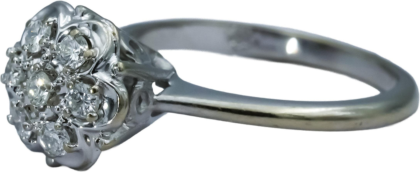 14k White Gold VS Round Diamond Cluster Flower Ring 0.25CT Size 6