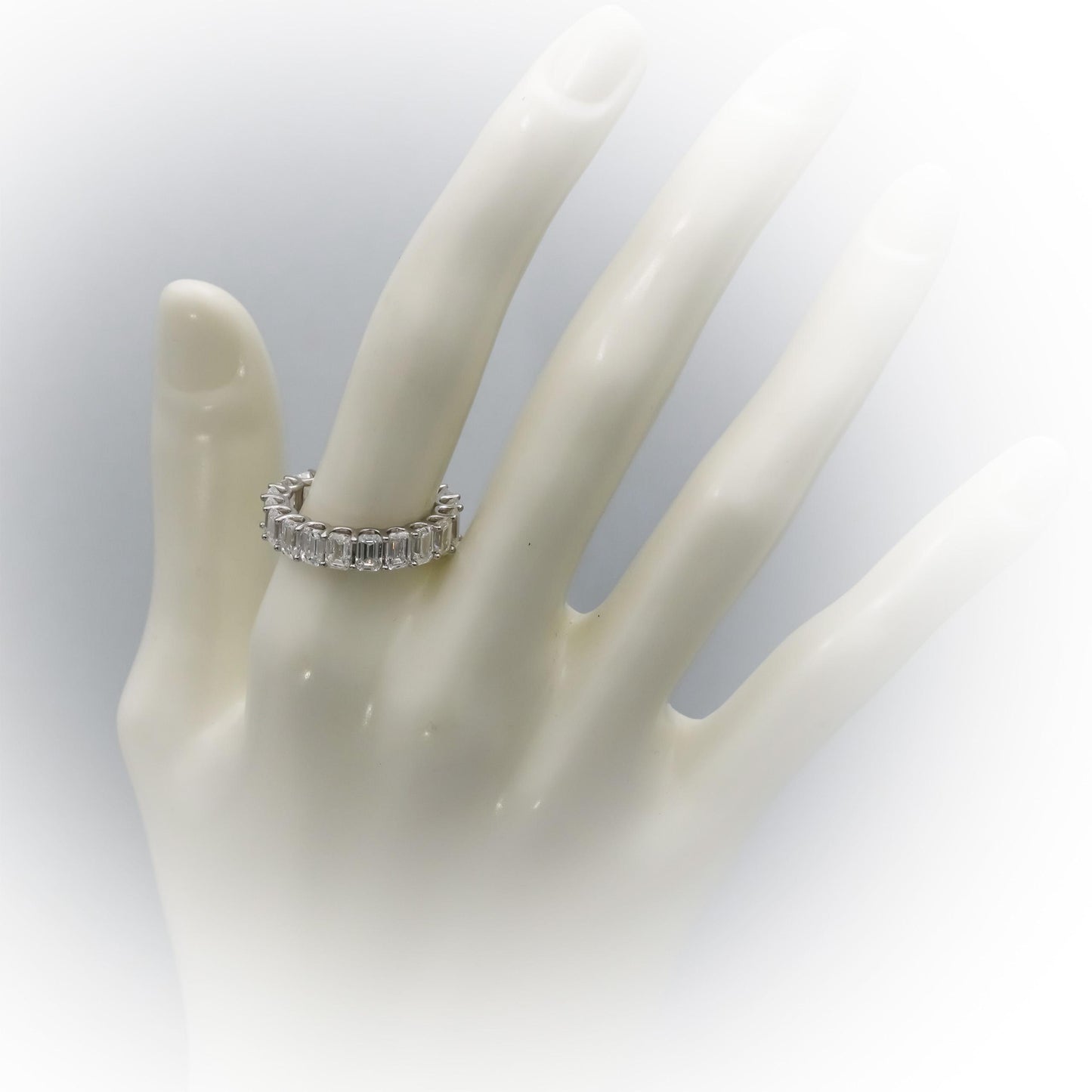 18k White Gold VS Emerald Cut Diamond Eternity Band Ring 6.29CT Size 6.75