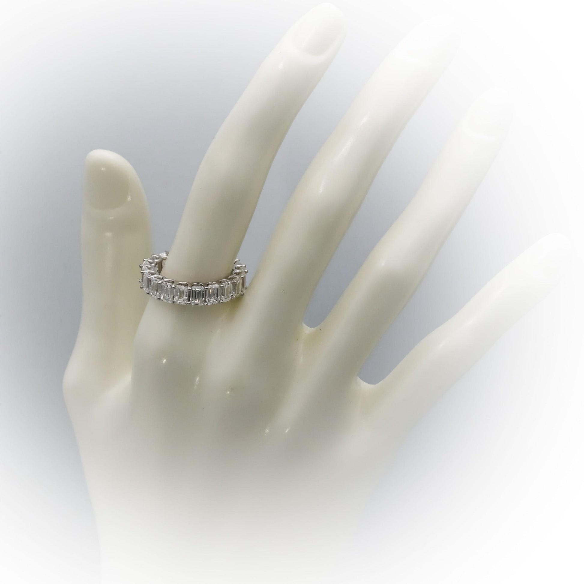 18k White Gold VS Emerald Cut Diamond Eternity Band Ring 6.29CT Size 6.75