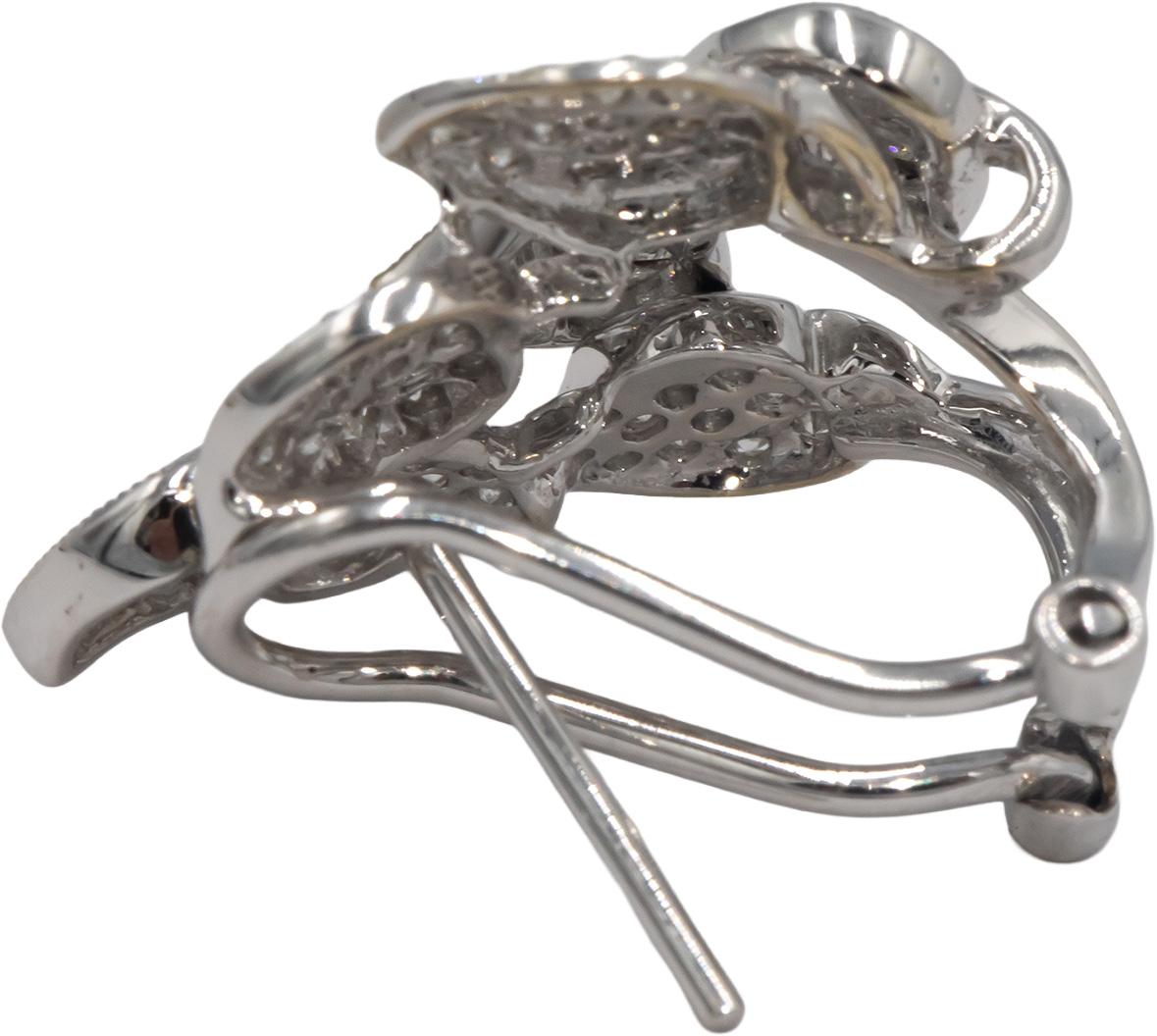 18k White Gold 1.0CT VS Diamond Floral Curved Earrings
