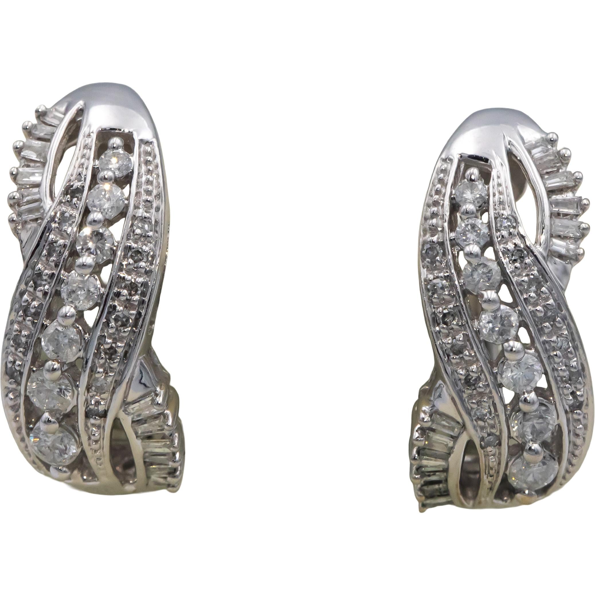 10k White Gold Round and Baguette Cut Curved Earrings 0.50CT