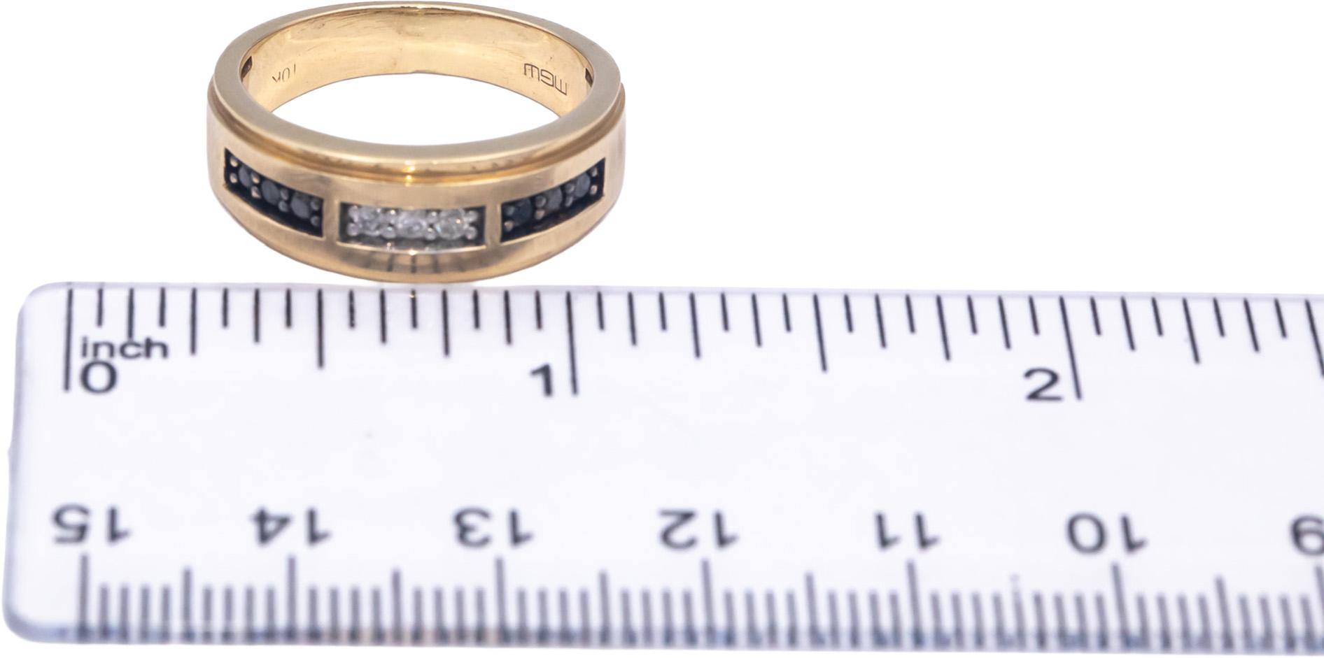 10k Yellow Gold 0.15CT White and Black Diamond Men's Band Ring Size 8