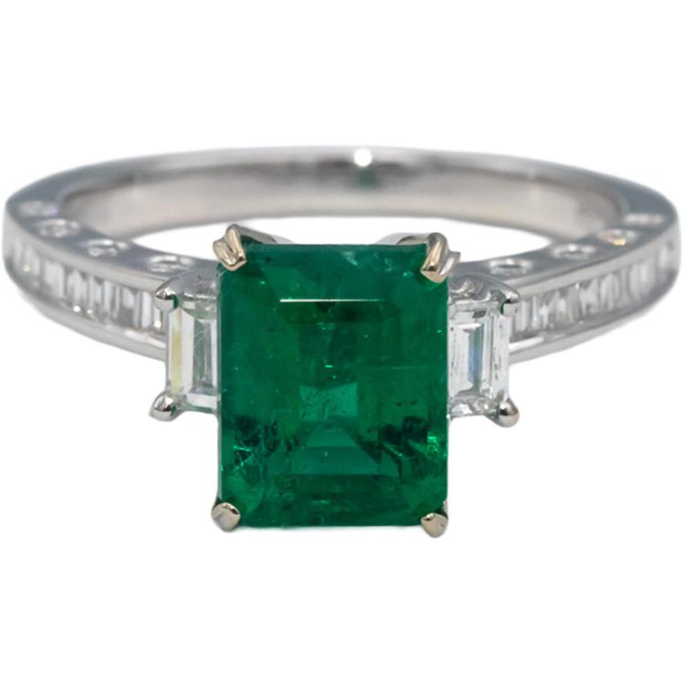 GIA Certified 18k White Gold Zambia Emerald and VS Diamond Ring 2.94CT Size 6.25