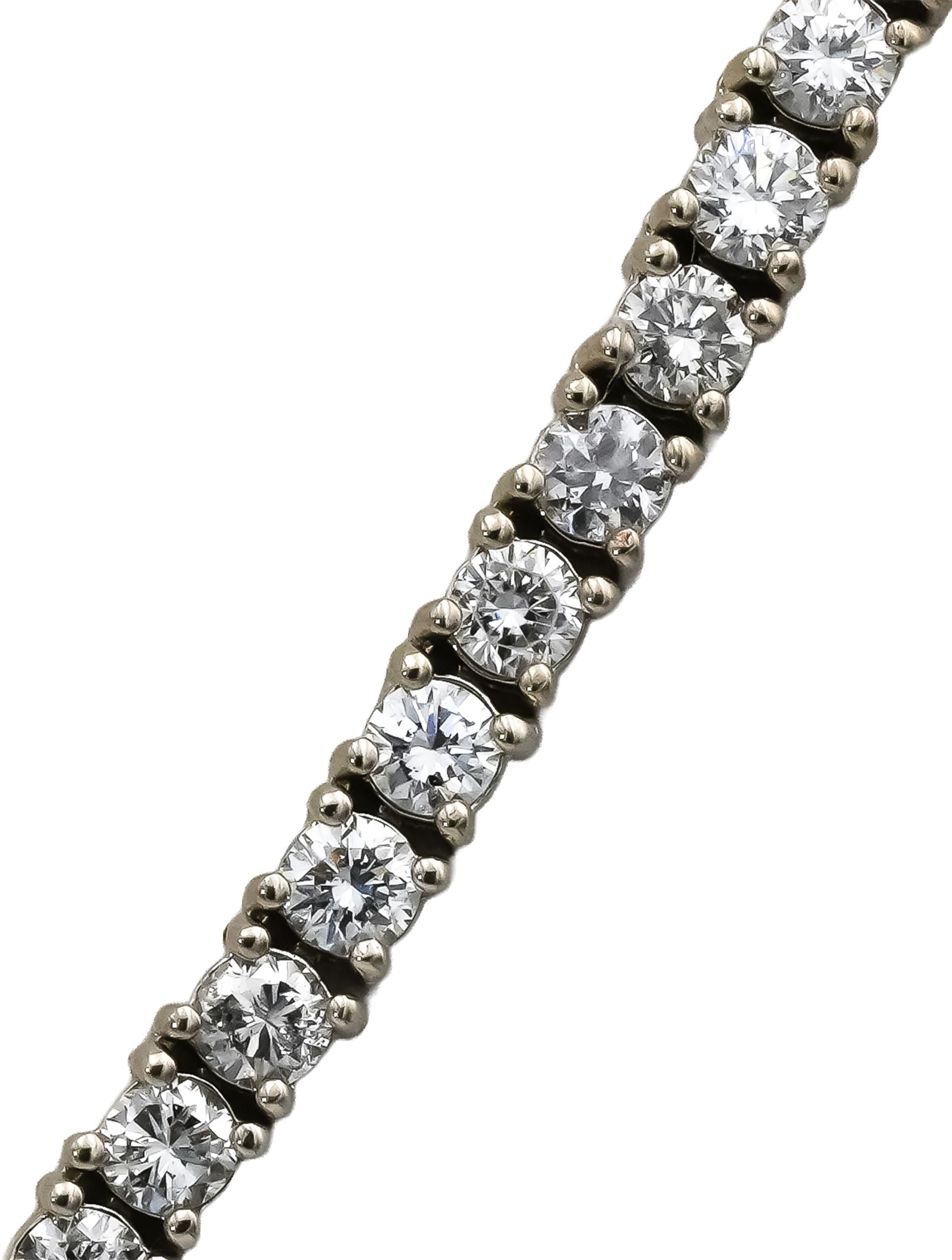 14k White Gold Round Diamond Tennis Necklace 9.15CT 172 Pieces