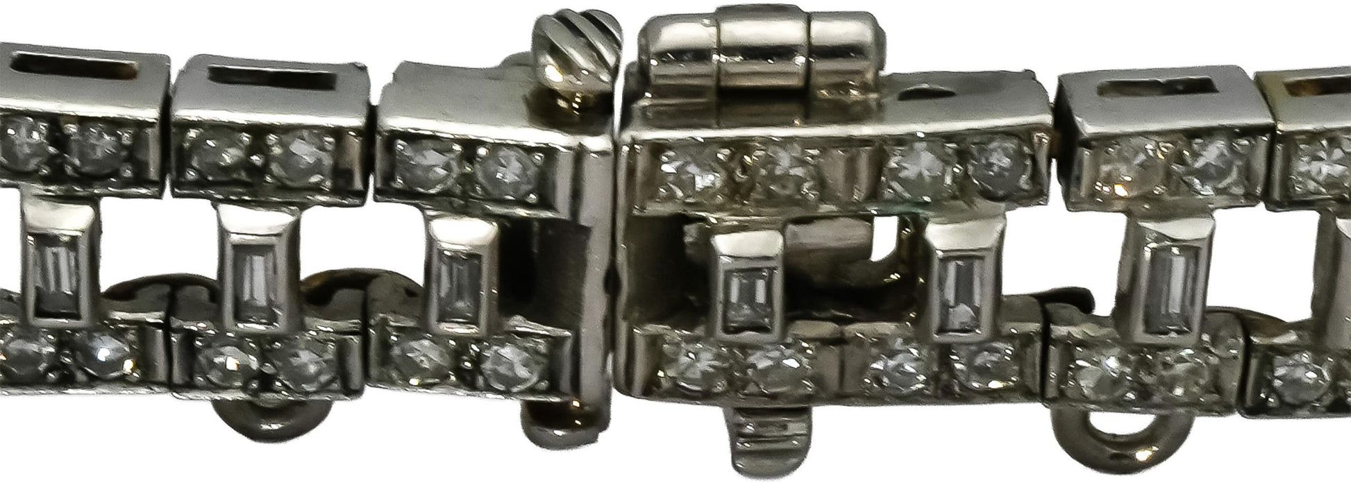 Vintage Antique Deco Platinum VS Diamond and Emerald Bracelet 6.50-7.0CT