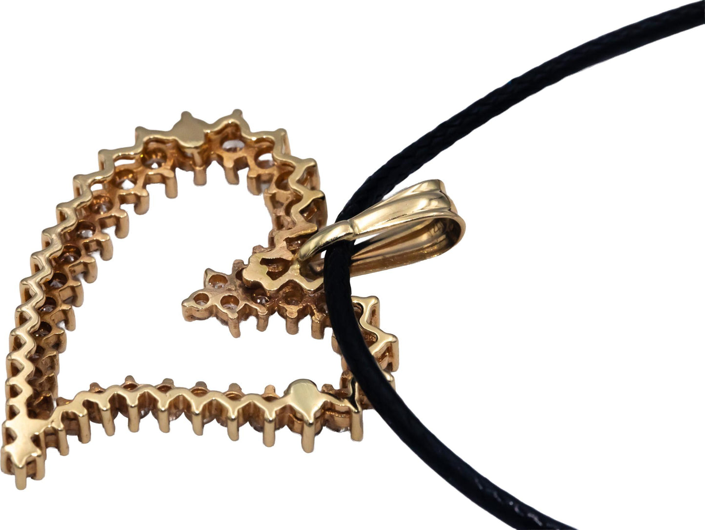 18k Yellow Gold 1.50CT Round Cut Diamond Heart Pendant Necklace