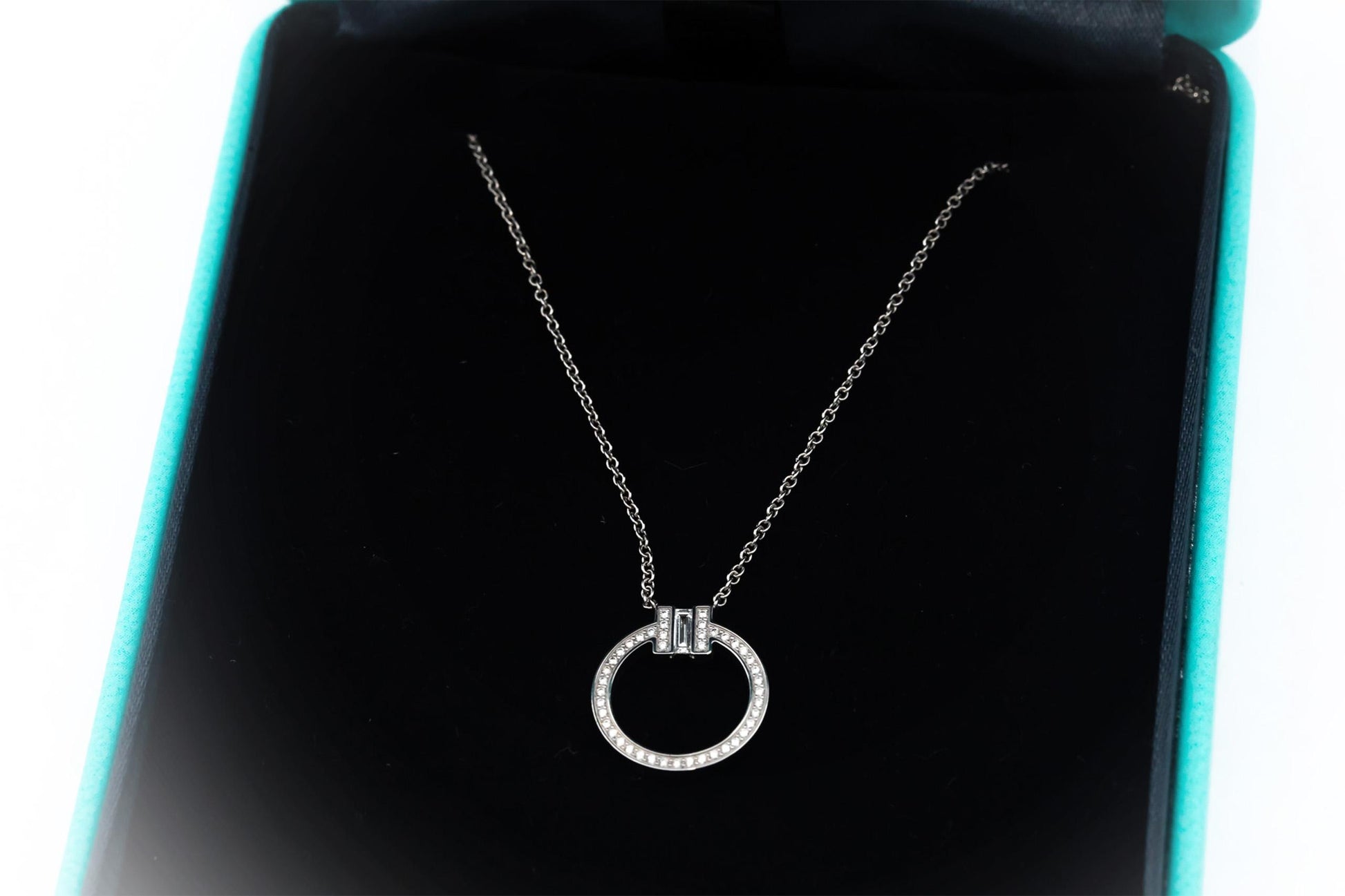 TIFFANY & CO. 18k White Gold 0.15CT Diamond T Circle Pendant Necklace $4800